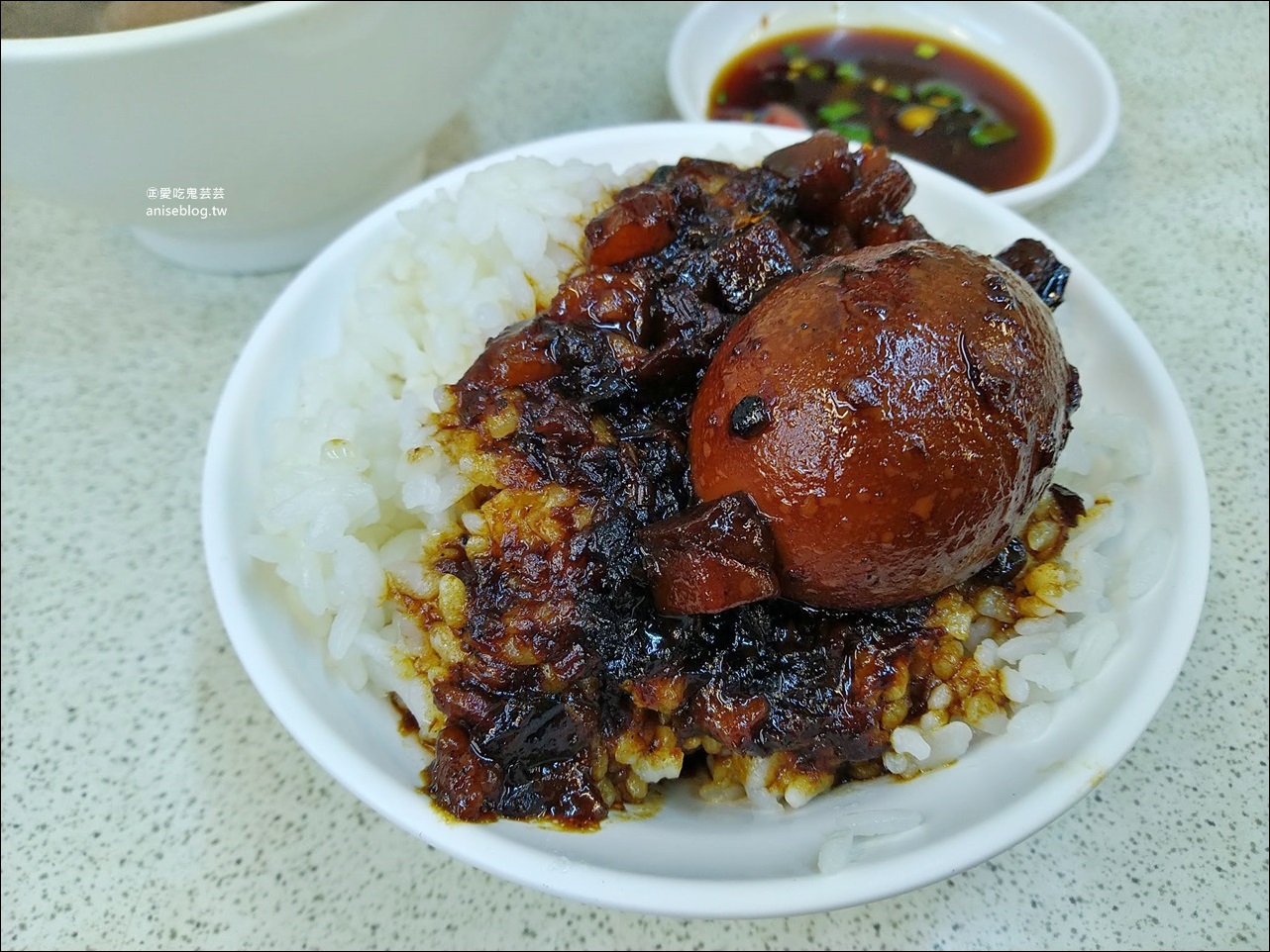 台牛牛肉湯，台北也吃的到台南直送現宰溫體牛肉，中山國小站美食(姊姊食記)