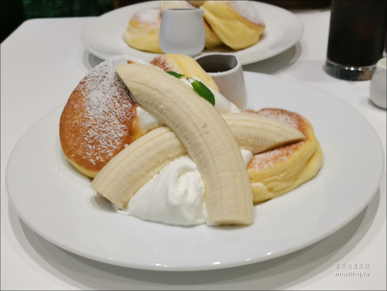 東京鬆餅 | 舒芙蕾鬆餅幸福pancake、FLIPPER’S 奇蹟的舒芙蕾鬆餅評比，妳/你們喜歡哪一間？