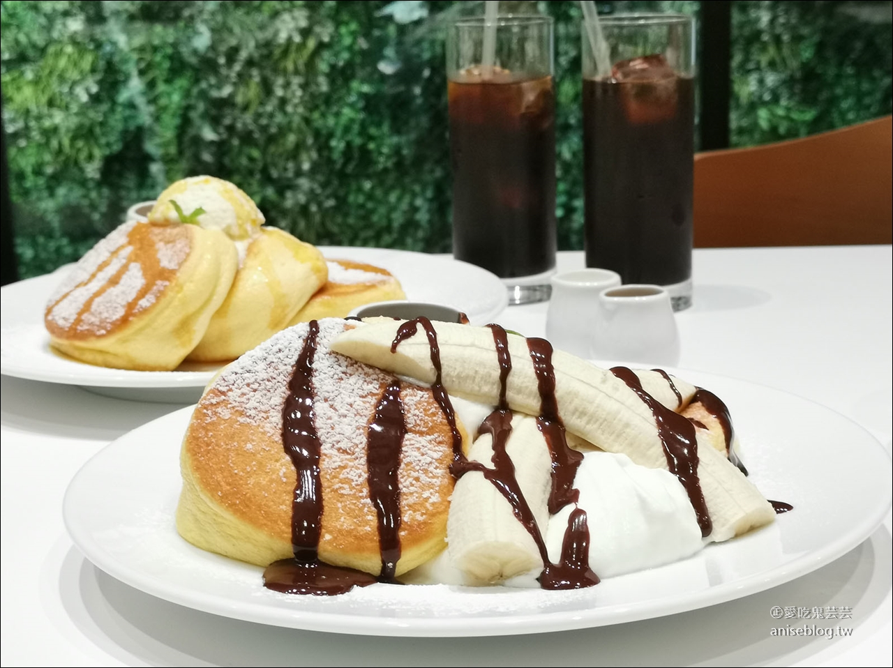 東京鬆餅 | 舒芙蕾鬆餅幸福pancake、FLIPPER’S 奇蹟的舒芙蕾鬆餅評比，妳/你們喜歡哪一間？