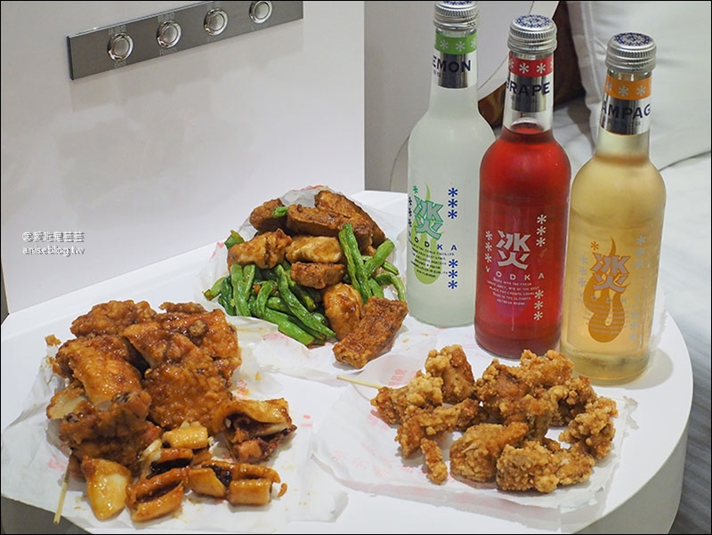 台北好吃鹽酥雞推薦 | 180度C蜜酥香雞排、豆乳鹽酥雞 @西門町