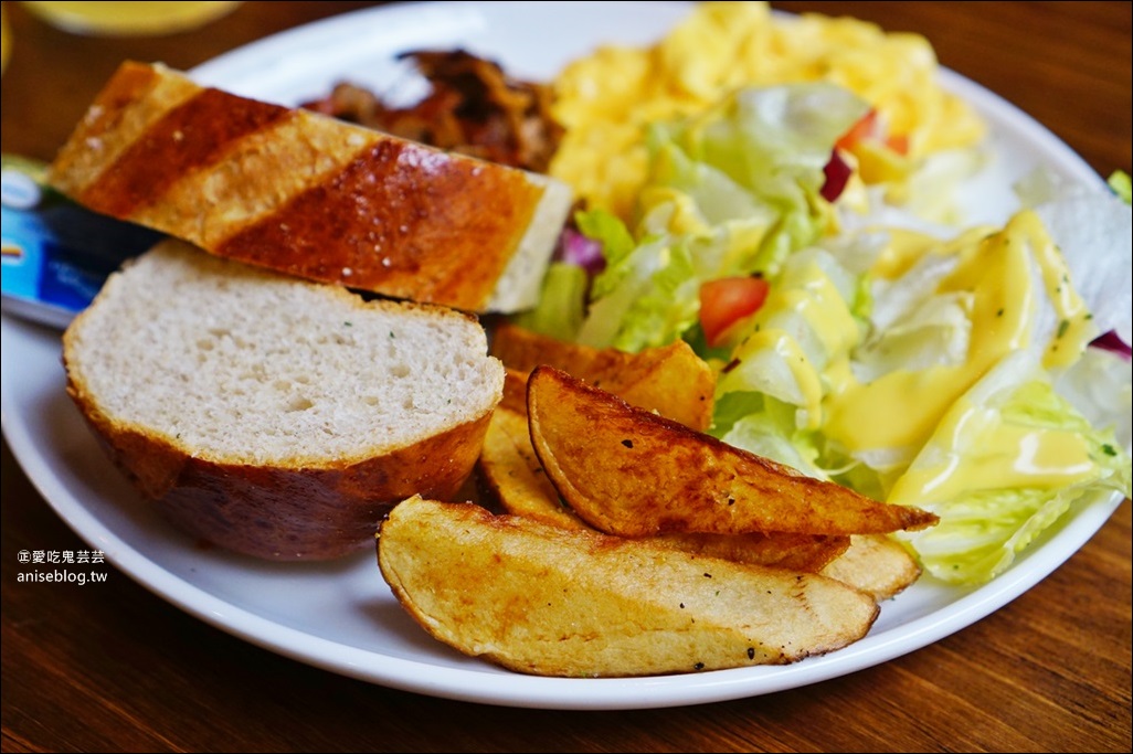 MATTER CAFE，網美乾燥花牆、美味舒芙蕾板橋早午餐，新埔站美食(姊姊食記)