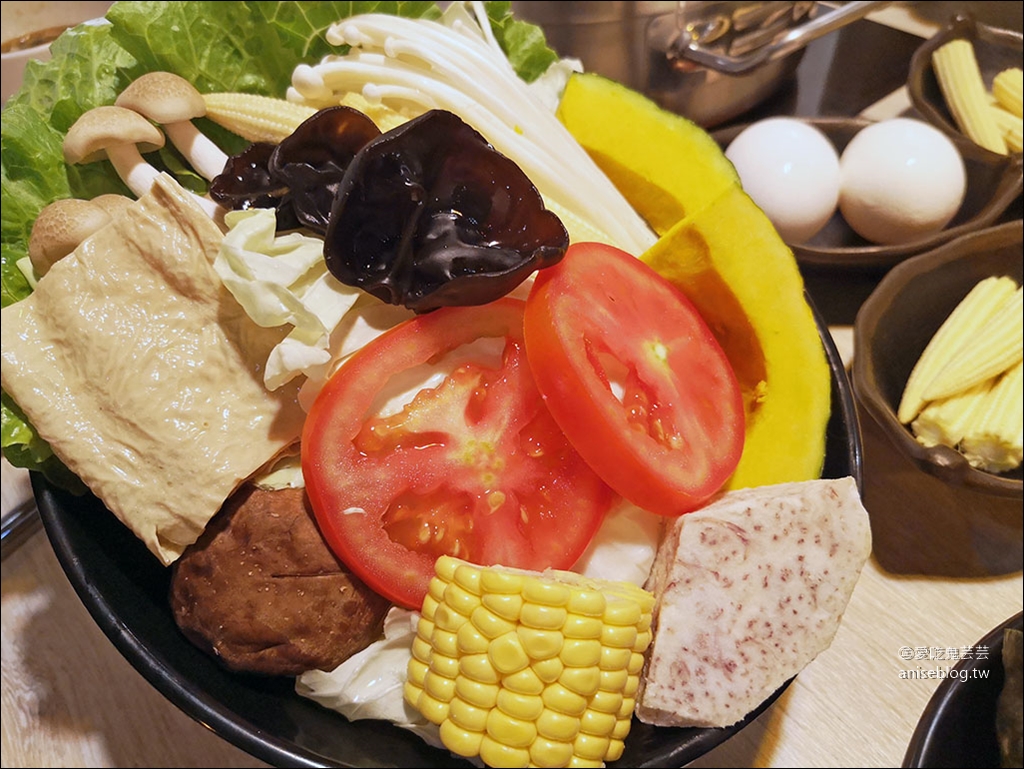 春雨閤涮涮屋，新店七張站超值火鍋店