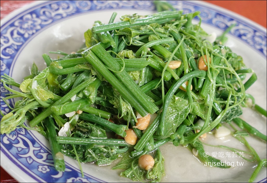 青菜園，陽明山超人氣野菜熱炒放山雞