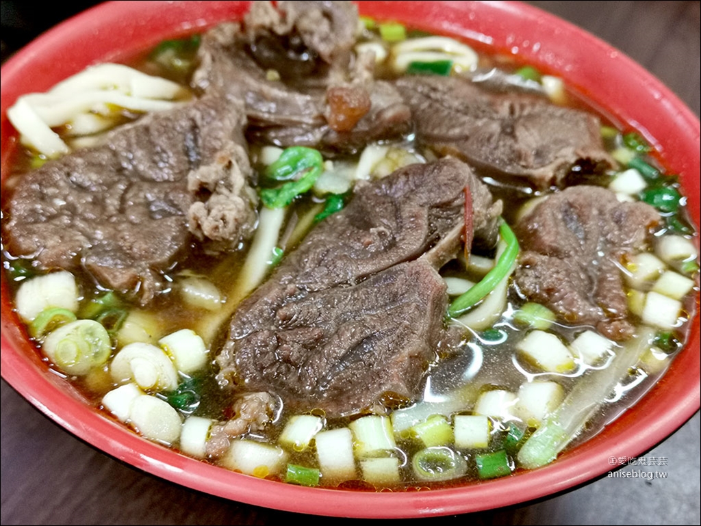 范姜牛肉麵，信義路隱藏版平價牛肉麵