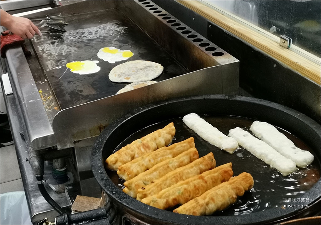 普里鹹油條，來自埔里的特色早餐，僅販售早餐、消夜時段