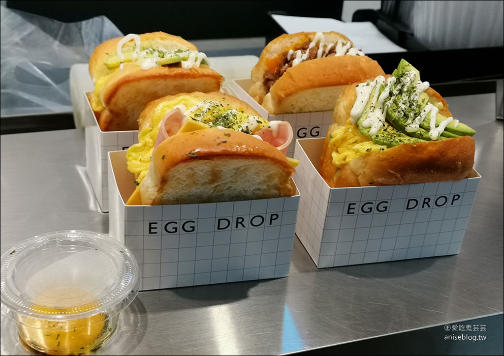 首爾早餐| EGG DROP (新村店)，超油超香超嫩、肥滋滋的雞蛋+吐司