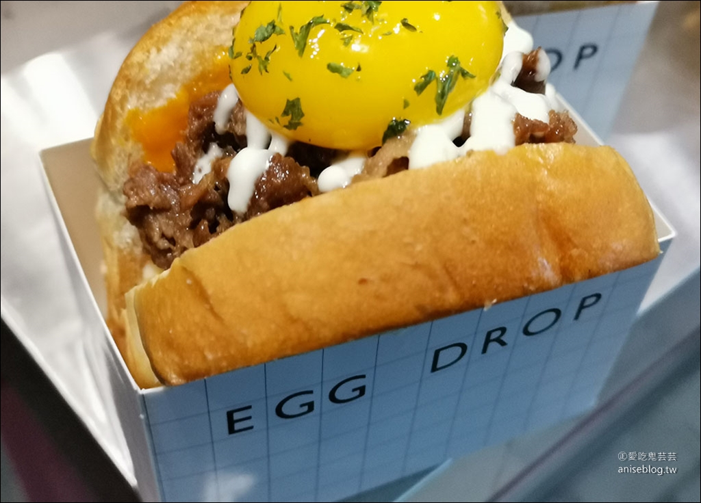 首爾早餐| EGG DROP (新村店)，超油超香超嫩、肥滋滋的雞蛋+吐司