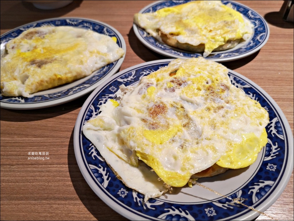 基隆東家館蔥仔餅、大餛飩，基隆在地人早餐美食新選擇(姊姊食記)