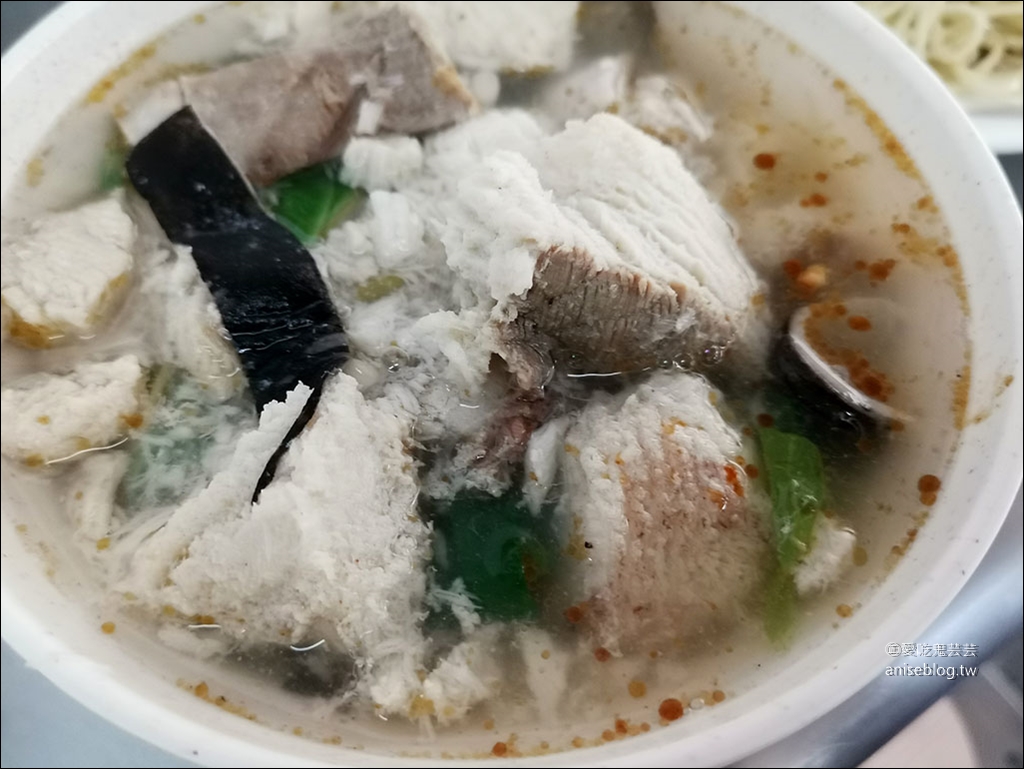 易家涼麵、鯊魚麵，推薦台北特殊涼麵佐鯊魚肉