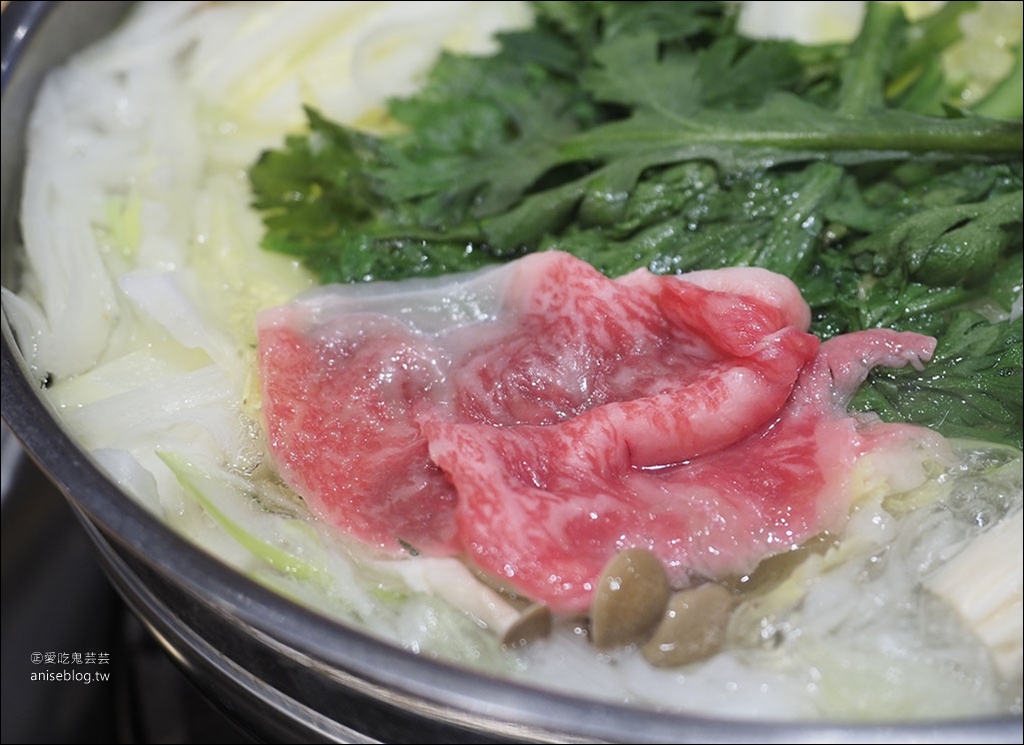 茨城美食 | 中台餐廳  NAKADAI，精緻黑毛和牛飯村牛、弓豚涮涮鍋專賣 @愛吃鬼芸芸