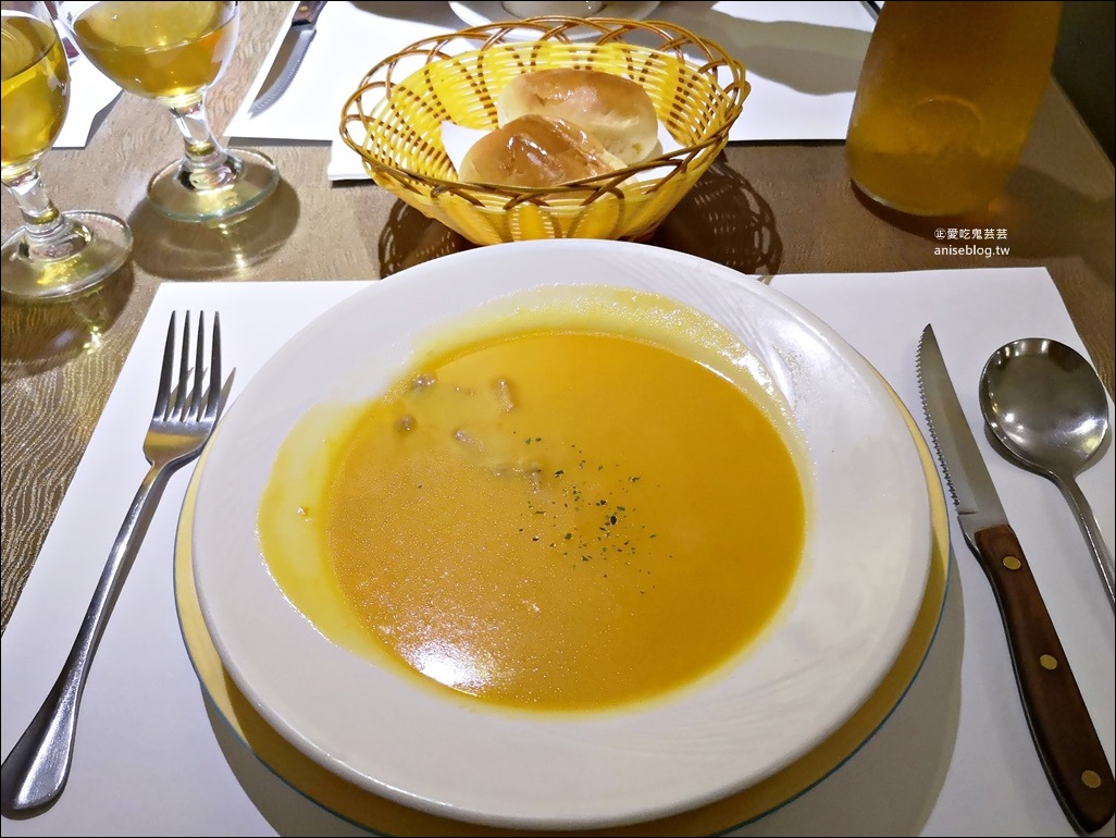 品客牛排，隱藏版大份量雙主餐牛排老店，捷運板橋站美食(姊姊食記)