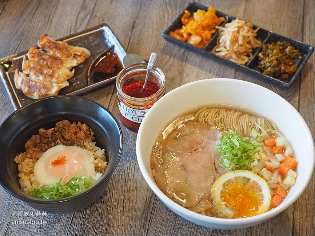 沖繩拉麵推薦 | 沖縄とんこつばり(沖繩豚骨Bari) 沖繩風味拉麵，西瓜傻(沖繩香檬)拉麵、墨西哥莎莎(Taco Rice)拉麵必吃，有中文菜單