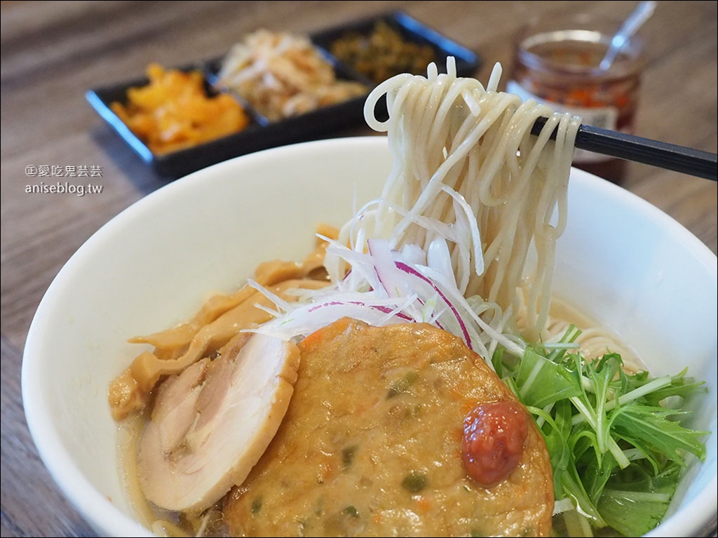 沖繩拉麵推薦 | 沖縄とんこつばり(沖繩豚骨Bari) 沖繩風味拉麵，西瓜傻(沖繩香檬)拉麵、墨西哥莎莎(Taco Rice)拉麵必吃，有中文菜單