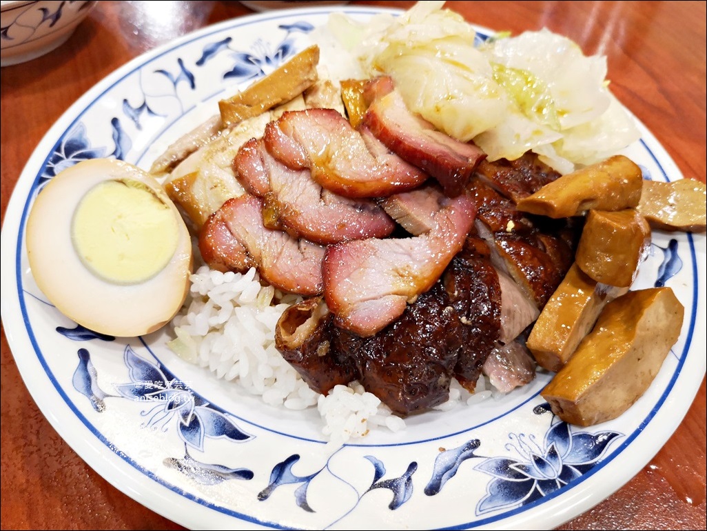 廣東正龍城烤鴨-粥粉麵飯，永和超人氣排隊燒臘老店，永安市場四號公園美食(姊姊食記)