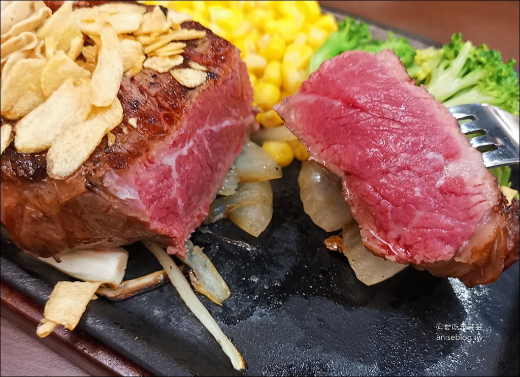 Ikinari Steak Taiwan 1公克1.6元起！南港超人氣現切美國CAB安格斯牛排，賣得比日本還便宜，午餐超划算！ @愛吃鬼芸芸