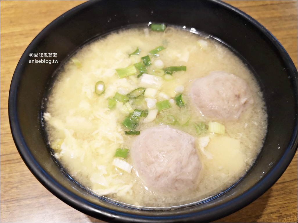 芝香雞肉飯、芝香涼麵，松山信義區午、晚餐宵夜，市政府站美食(姊姊食記)