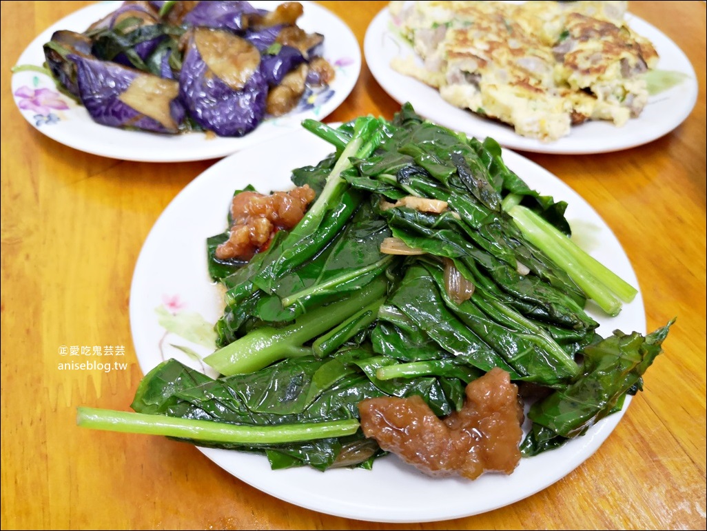 吉仔冬瓜飯，特製排骨好好味，土城超人氣便當美食(姊姊食記)