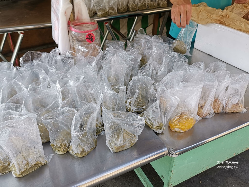 奮起湖一日遊 | 奮起湖大飯店、奮起湖便當、奮起湖老街、百年檜木甜甜圈、街仔尾草仔粿、星空童話木屋、百年老老街黑莓咖啡