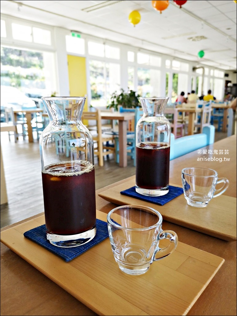 白日夢Tea & Cafe咖啡館，遠的要命的國小-乾華國小，石門無敵海景咖啡店(姊姊食記)