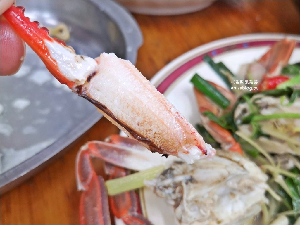 龜吼漁港靖瑜平價海鮮，秋蟹正肥美萬里蟹季又到了，北海岸萬里美食(姊姊食記)