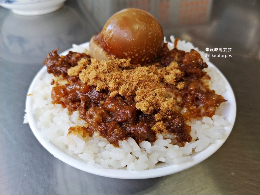 龍泉深海魚湯、好吃雞肉，師大路龍泉市場口早餐宵夜，捷運台電大樓站美食(姊姊食記)