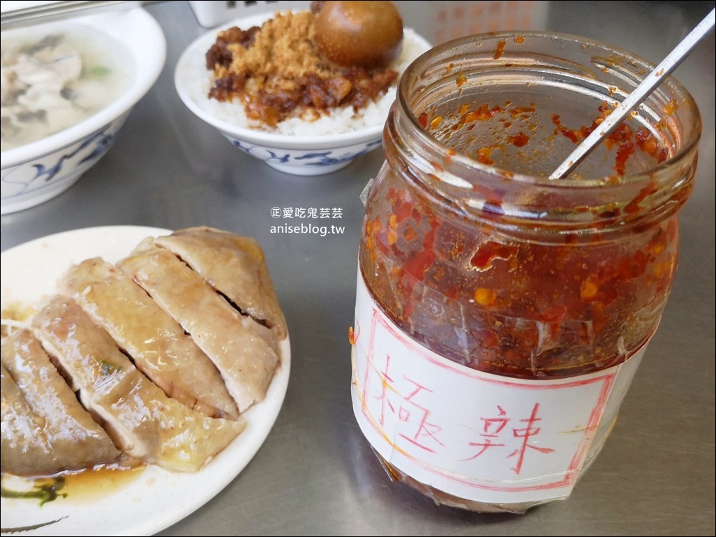 龍泉深海魚湯、好吃雞肉，師大路龍泉市場口早餐宵夜，捷運台電大樓站美食(姊姊食記)