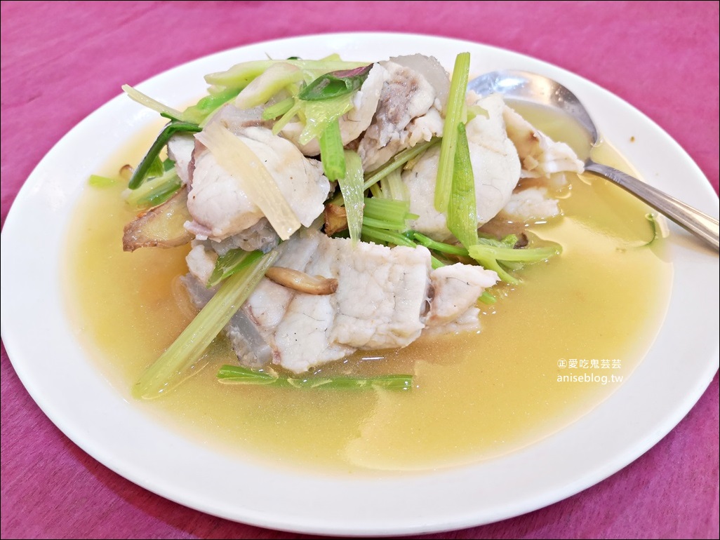 海園活海鮮餐廳吃三點蟹，又貴又好吃，東北角鼻頭角美食(姊姊食記)