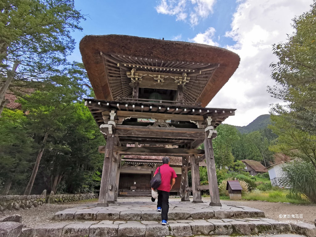 合掌村一日遊：城山展望台、高山小吃、和田家、合掌造文化喫茶鄉愁咖啡、狩人輕食、三間小屋 @2019日本中部孝親之旅