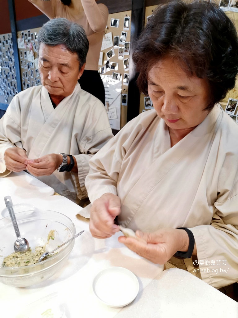 飛驒高山老街巡禮 (和服體驗、藍花咖啡、人力車、飛驒牛壽司)+GREEN Cooking Studio 午餐DIY @2019日本中部孝親之旅