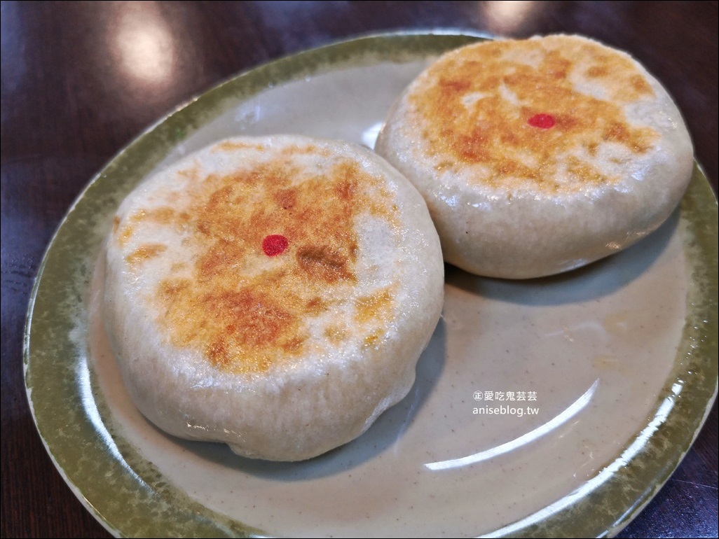 二畝園麵館，刀削木須炒麵、蒸餃推薦，桃園大溪超人氣排隊美食(姊姊食記)