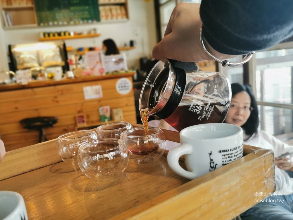 桃園 | 走走咖啡，在地人大推的專業咖啡店 (文末有邊境牧羊犬+柯基犬)