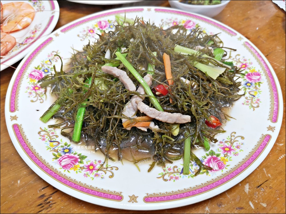 南北小吃，基隆在地推薦美食(姊姊食記)