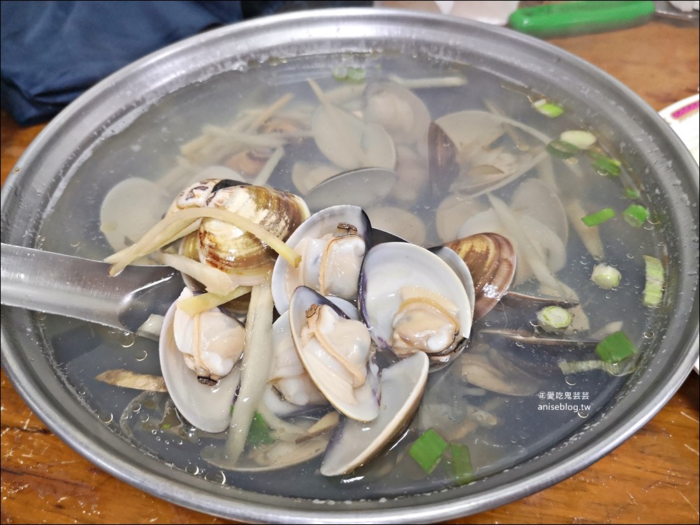 南北小吃，基隆在地推薦美食(姊姊食記)