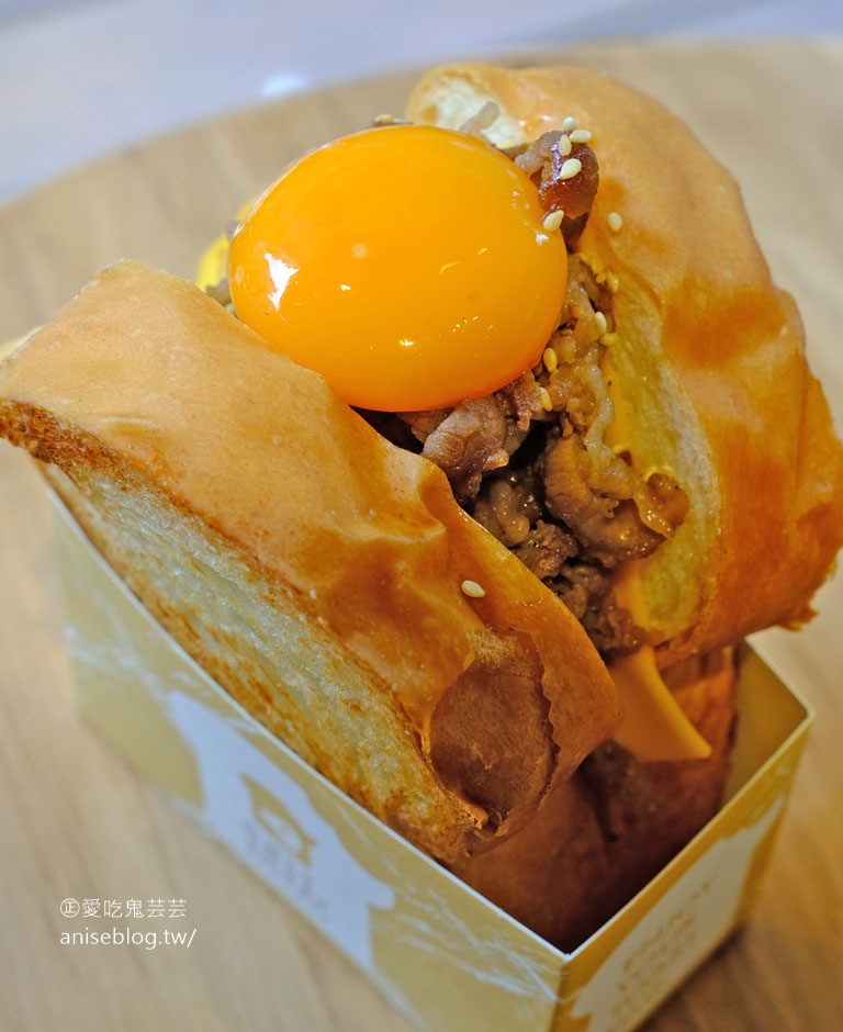 偷吃吐司 OnlyToast 伊通店，韓系吐司噴香美味，喔伊西！