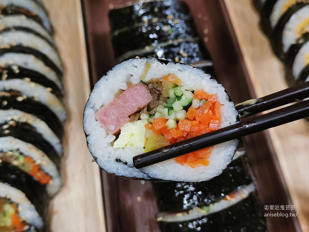 咪咪紫菜捲 KOREA GIMBAP，西門町有韓國老闆開的韓國飯捲店！