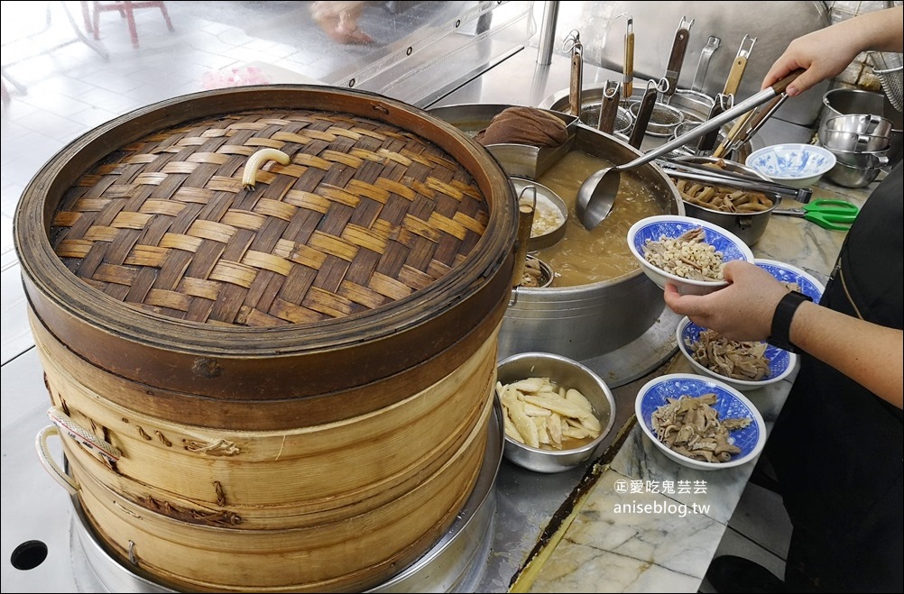 惠安四神湯艋舺店，料多實在的萬華美食老店(姊姊食記)