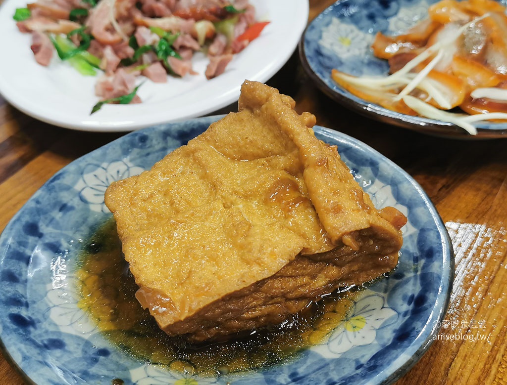 陳旺記鴨片飯和當歸羊肉是招牌，但我覺得小菜更厲害！