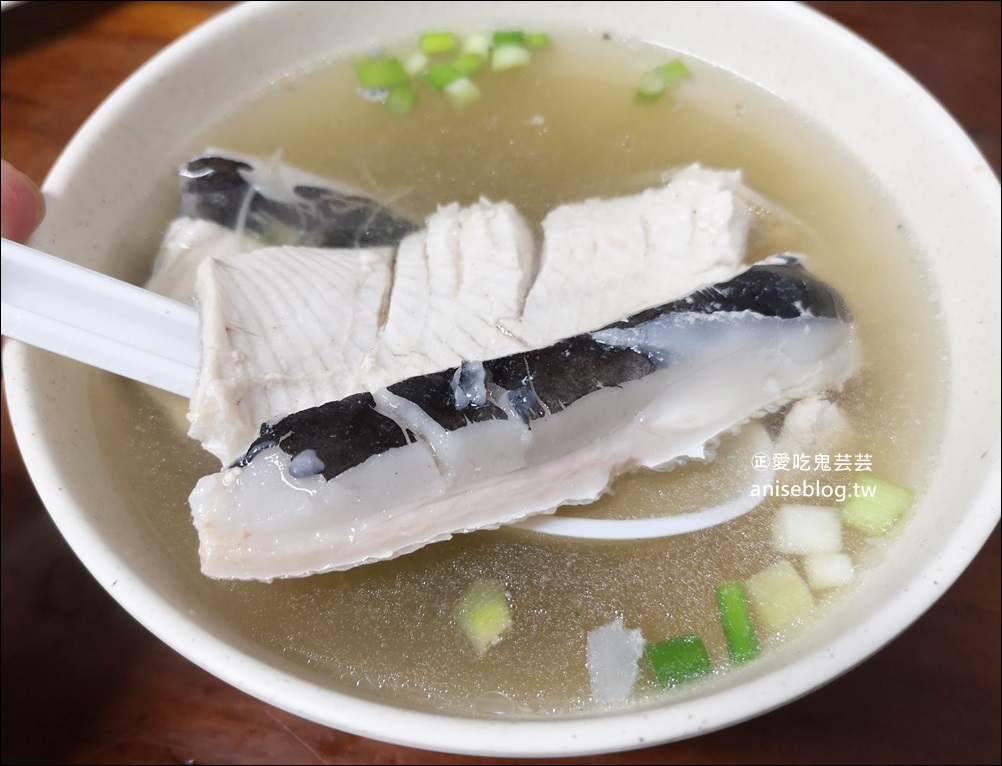 魯肉發無刺虱目魚粥，新莊迴龍站排隊美食(姊姊食記)