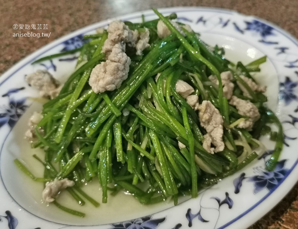 大白鯊海產，有小橋流水庭園的海鮮熱炒店