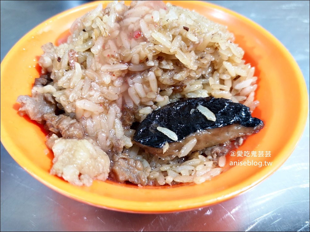 太順油飯、赤肉湯，隱藏在三和市場小吃老店，三重台北橋站美食(姊姊食記)