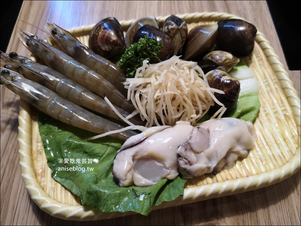 樂崎火鍋-萬華店，加蚋仔商圈美食(姊姊食記)