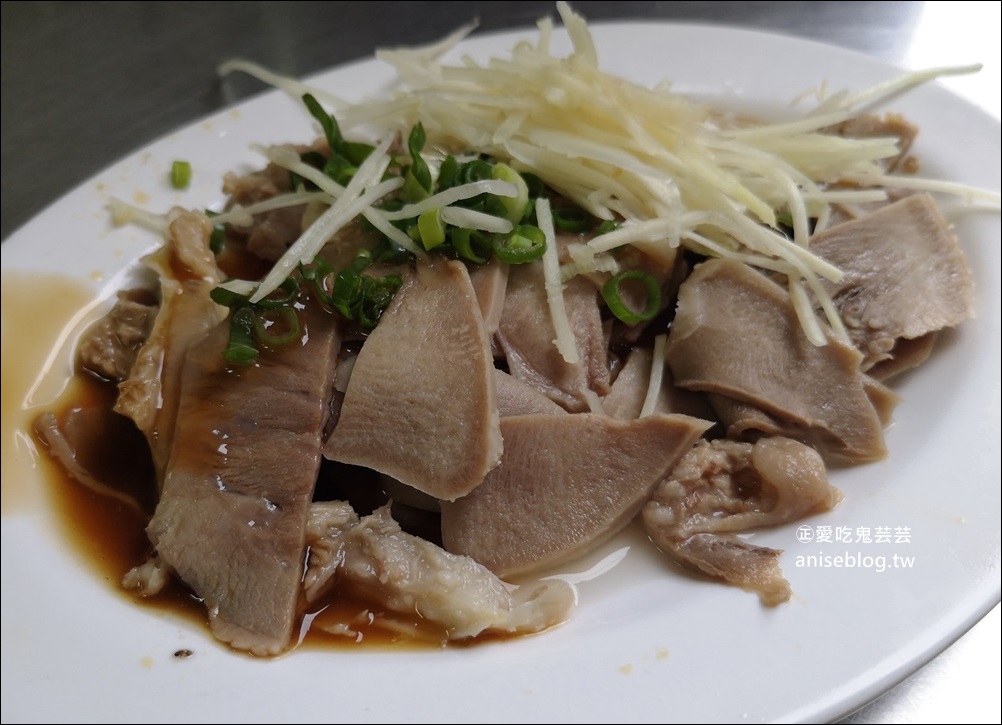 呂巷仔口麵食館，米粉湯、黑白切，科技大樓站美食(姊姊食記)