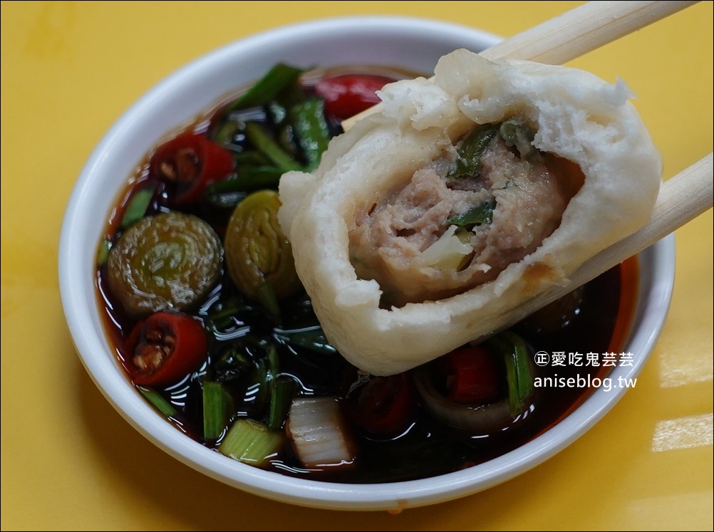 永和豆漿老店@永吉路30巷，招牌蒜苗辣椒醬油，市政府站美食(姊姊食記)