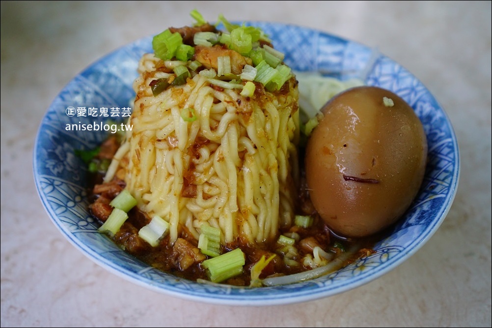 羅家擔仔麵，沒有招牌的萬華隱藏版美食(姊姊食記)