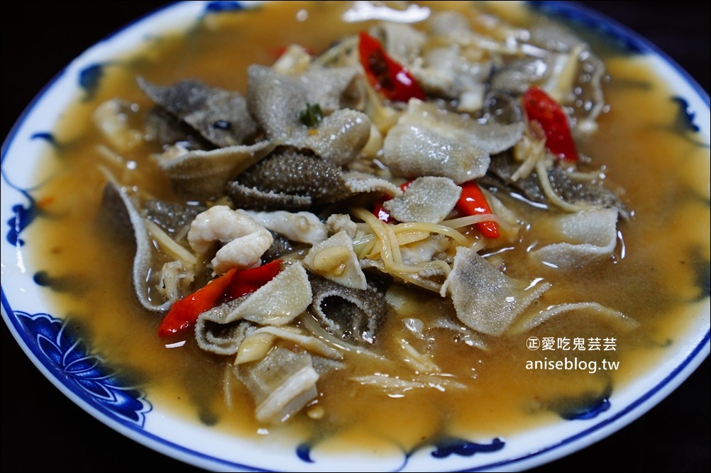 新營人牛肉，台灣牛料理熱炒宵夜，延三夜市美食(姊姊食記)