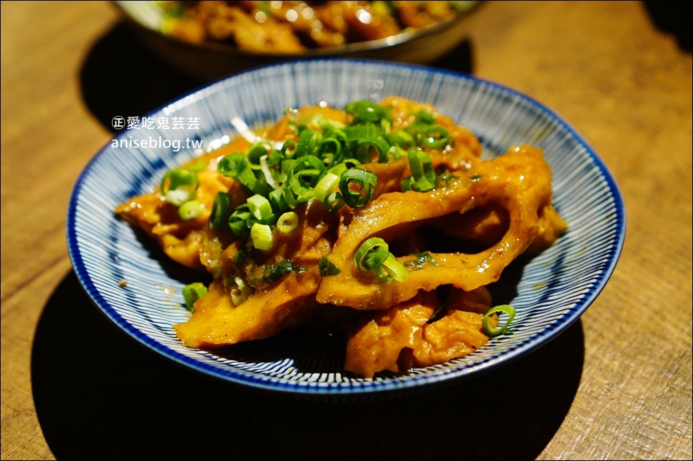 古月香熬粹牛肉麵，基隆在地推薦超人氣排隊美食(姊姊食記)