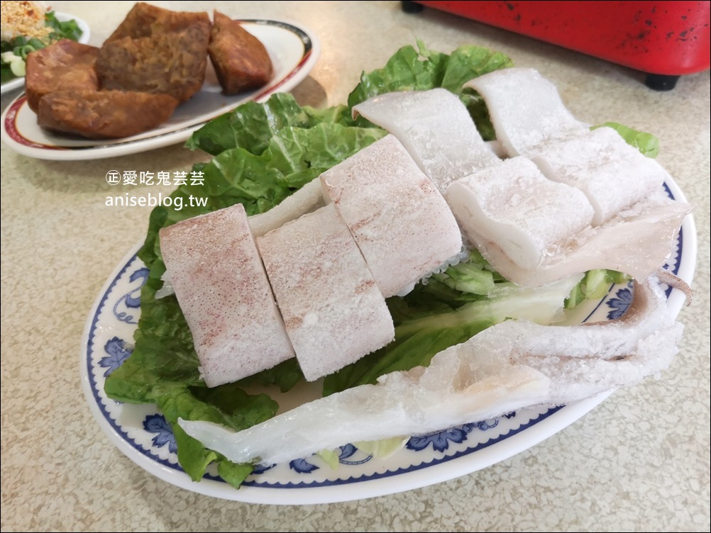 韓鄉石頭火鍋，只營業冬天！桃園大溪老街超人氣美食(姊姊食記)