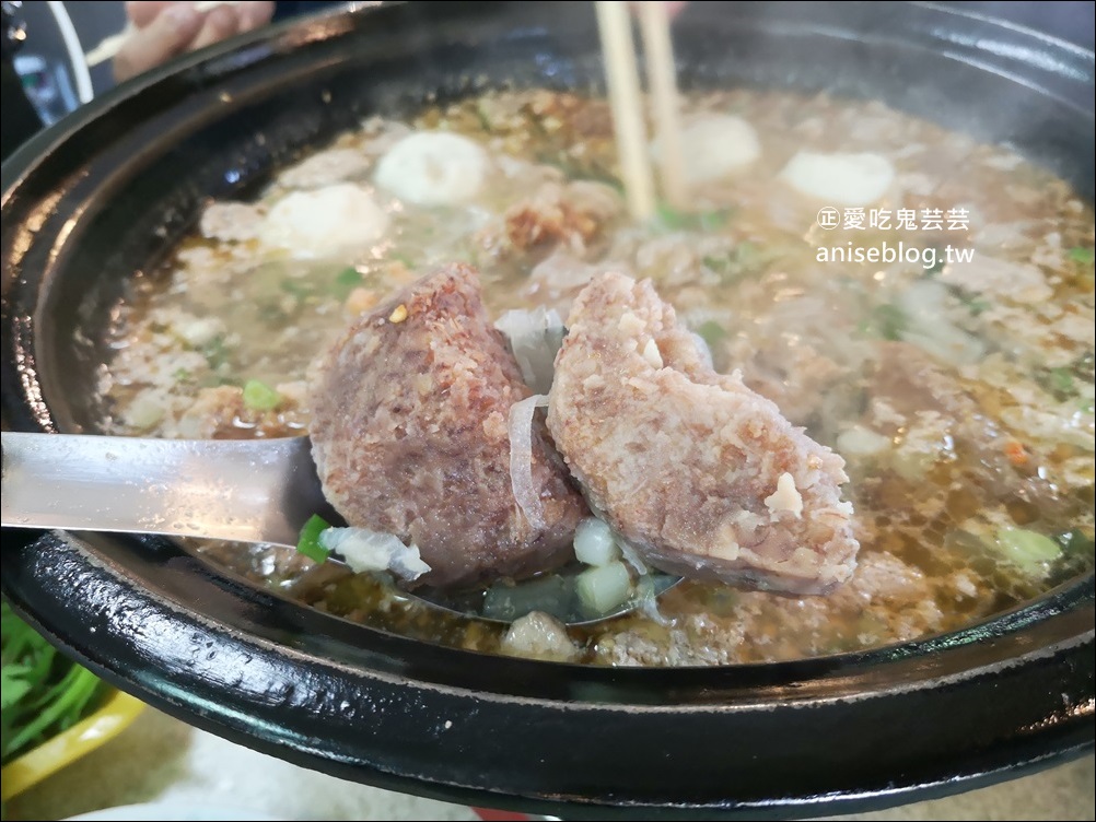 韓鄉石頭火鍋，只營業冬天！桃園大溪老街超人氣美食(姊姊食記)