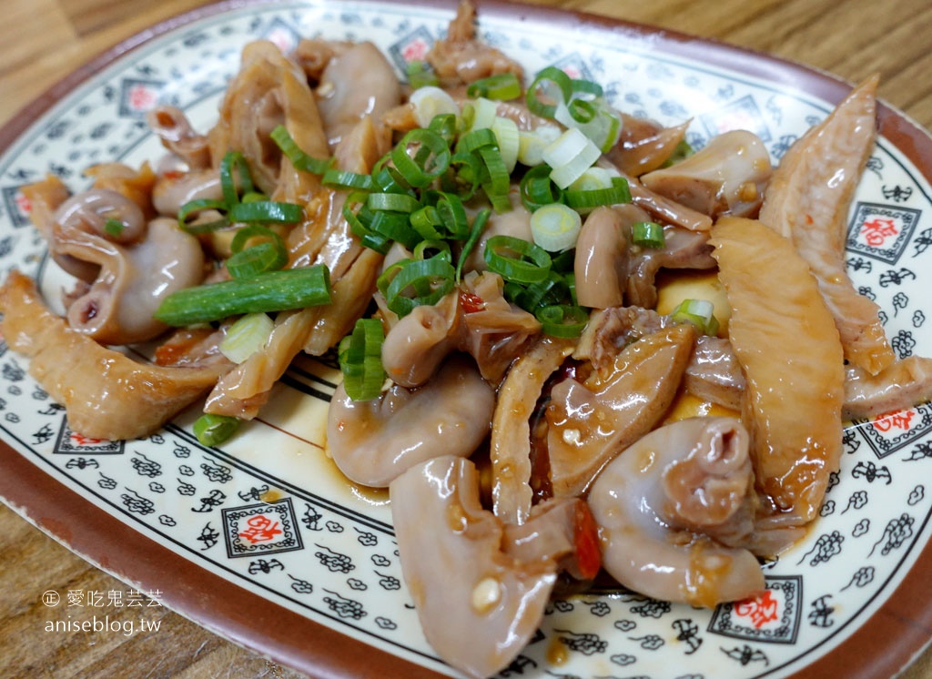 花蓮慶豐麵店，在地人激推、小菜超厲害的排隊麵店 👍