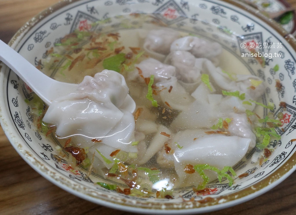 花蓮慶豐麵店，在地人激推、小菜超厲害的排隊麵店 👍